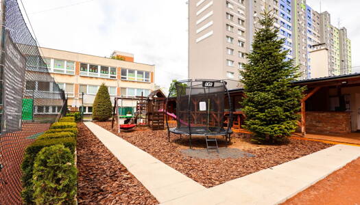 Revitalization of the tennis courts at Nobelko